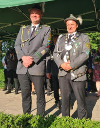Vogelkönig mit Adjutant